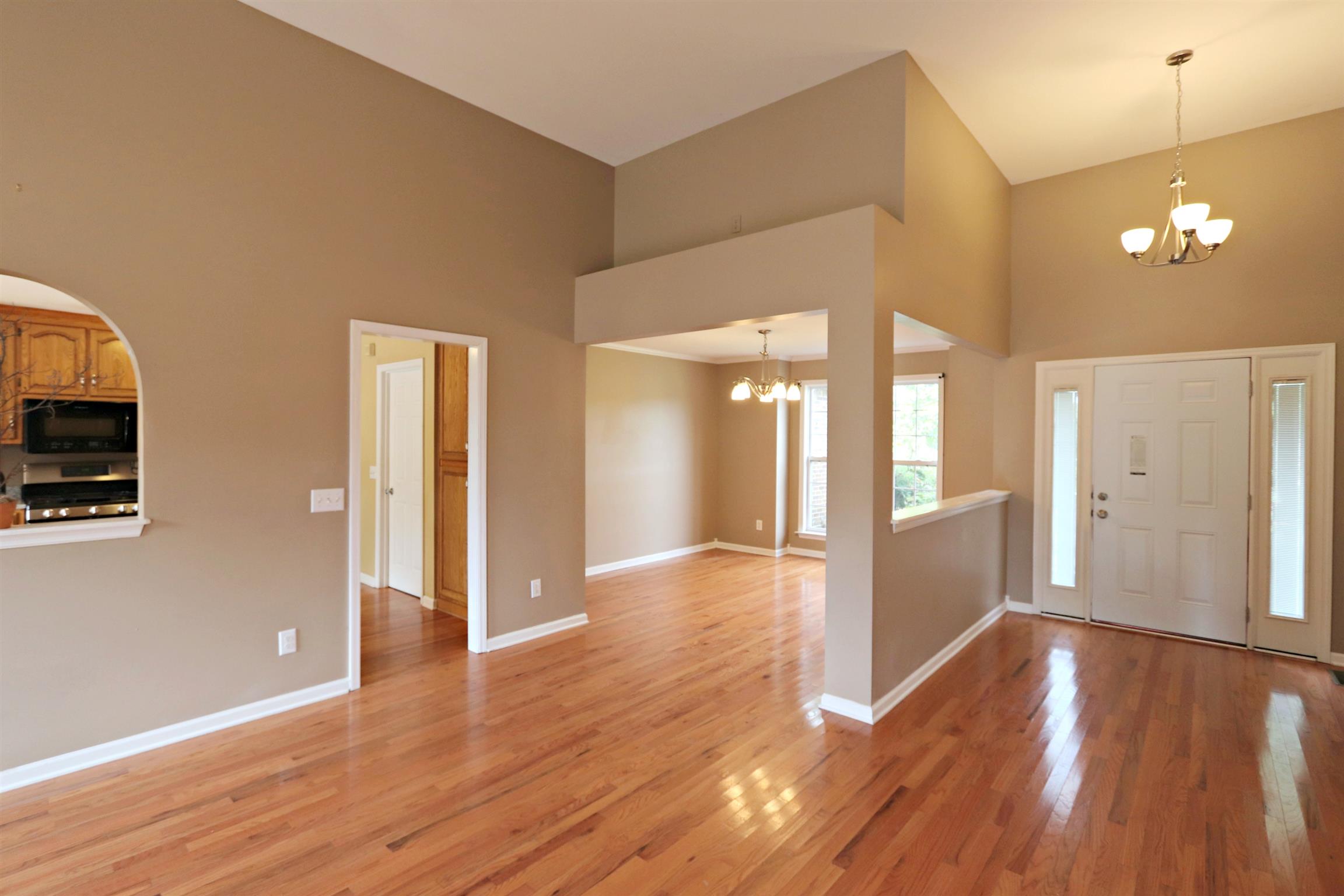 833 Rands Way Columbia, TN 38401 - Photo 3 of 27 a view of hallway with wooden floor
