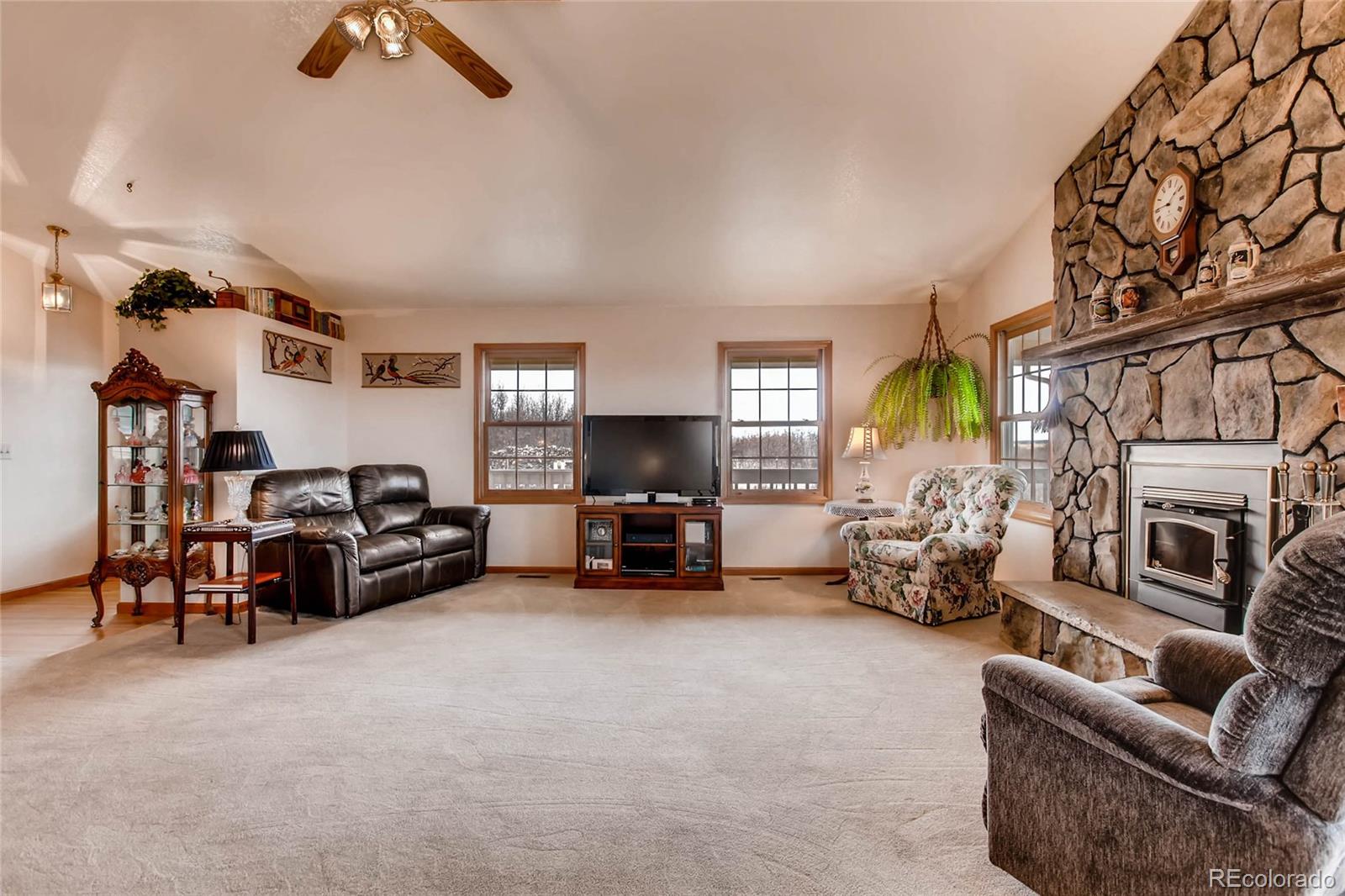 5053 Crowfoot Valley Road Castle Rock, CO 80108 - Photo 13 of 35