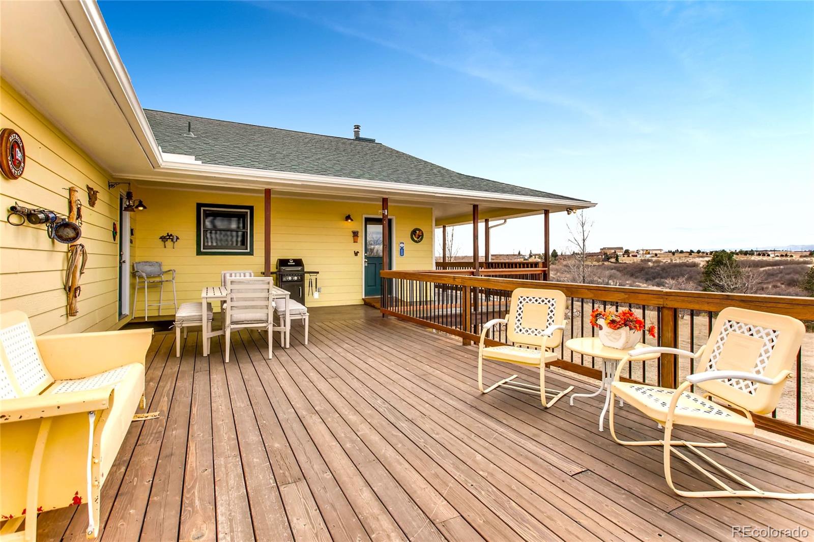 5053 Crowfoot Valley Road Castle Rock, CO 80108 - Photo 7 of 35