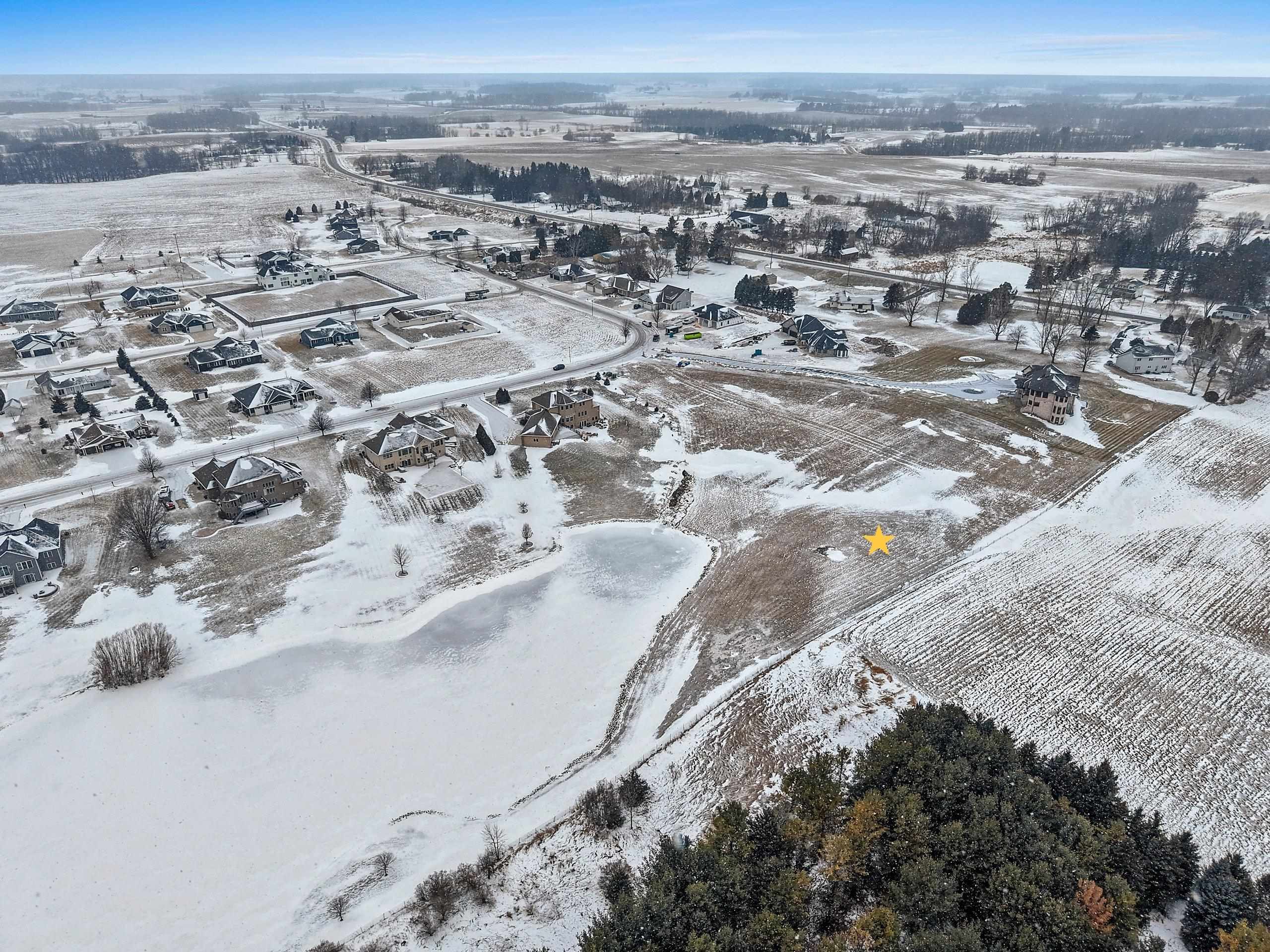 Silveridge Drive, Unit 9 Manitowoc, WI 54220 - Photo 11 of 16