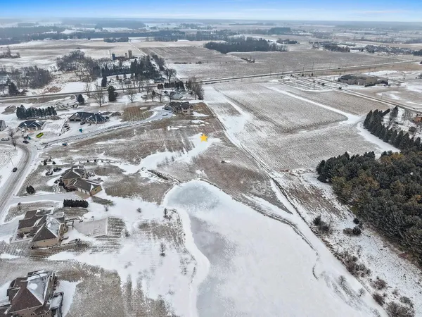 $134,900 | Silveridge Drive, Unit 9, Manitowoc, WI 54220