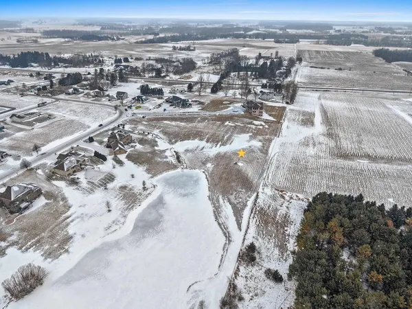 $134,900 | Silveridge Drive, Unit 9, Manitowoc, WI 54220