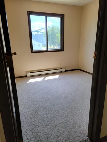 $725 | 120 Slocum Street, Unit 4, Holloway, MN 56249