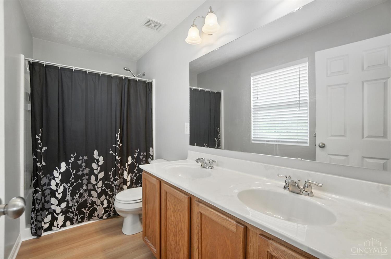 1675 Mounts Road Maineville, OH 45152 - Photo 20 of 46