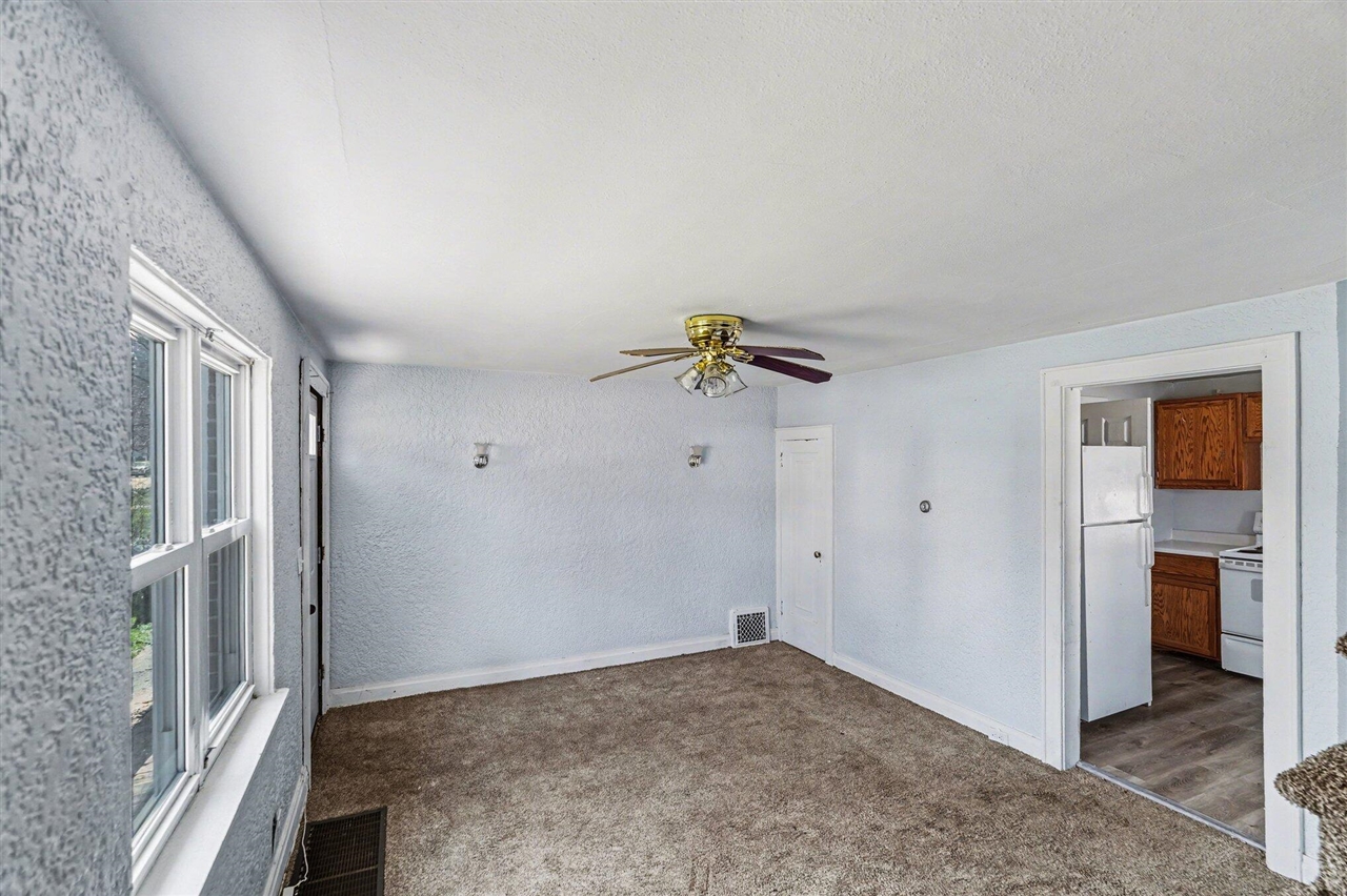 224-226 Maple Street Parchment, MI 49004 - Photo 11 of 20
