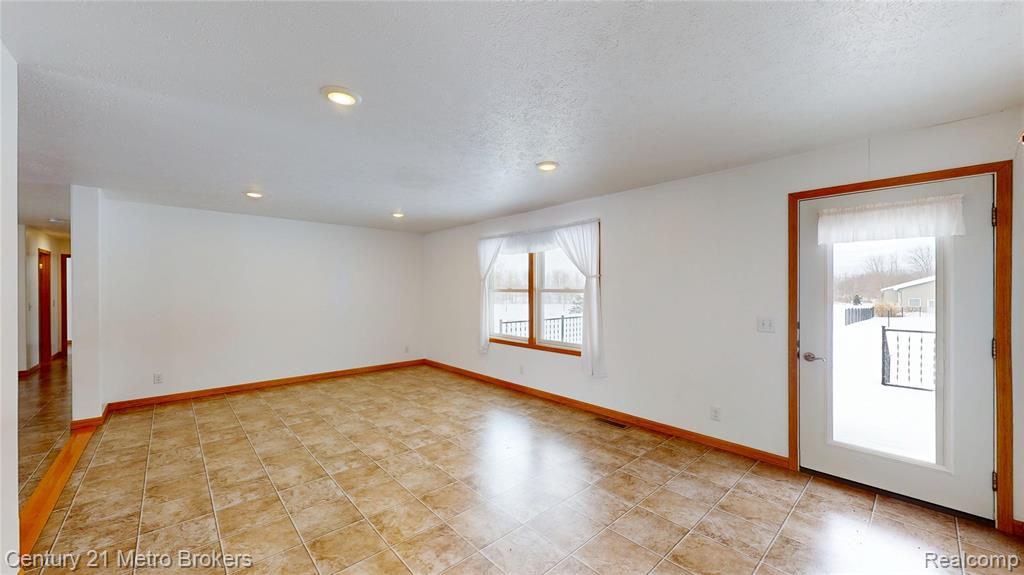 10582 East 80th Street Reed City, MI 49677 - Photo 10 of 90
