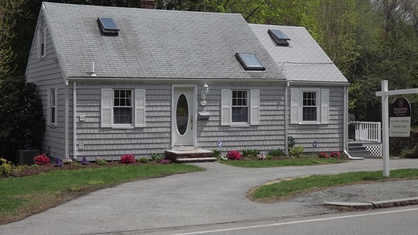 35 Forest Park Road Woburn, MA 01801 - Photo 1 of 29 Gallery Image 1
