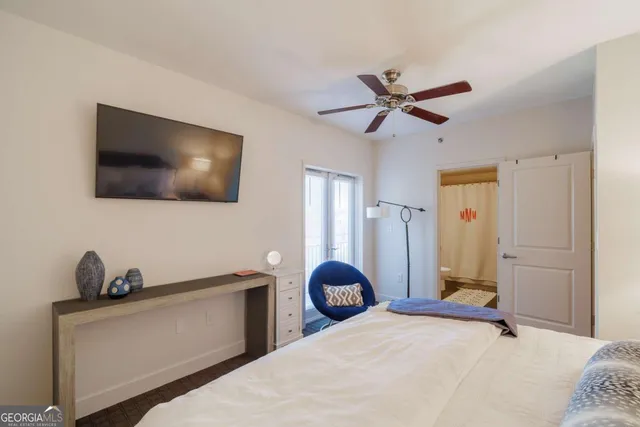 $950,000 | 250 West Broad Street, Unit 714, Athens, GA 30601