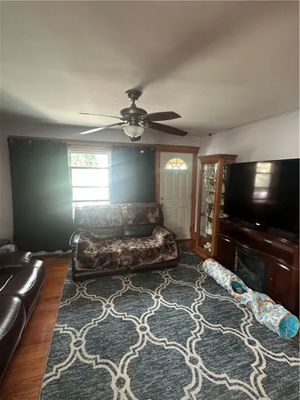 $2,500 | 455 Child Street, Unit 3, Warren, RI 02885