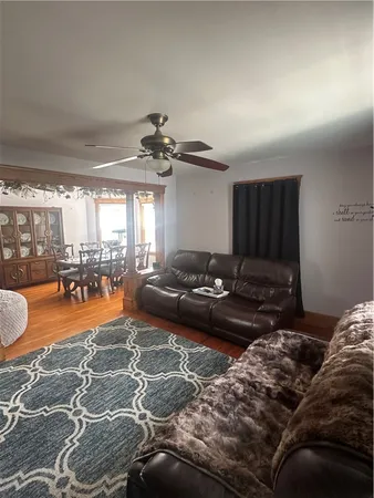 $2,500 | 455 Child Street, Unit 3, Warren, RI 02885