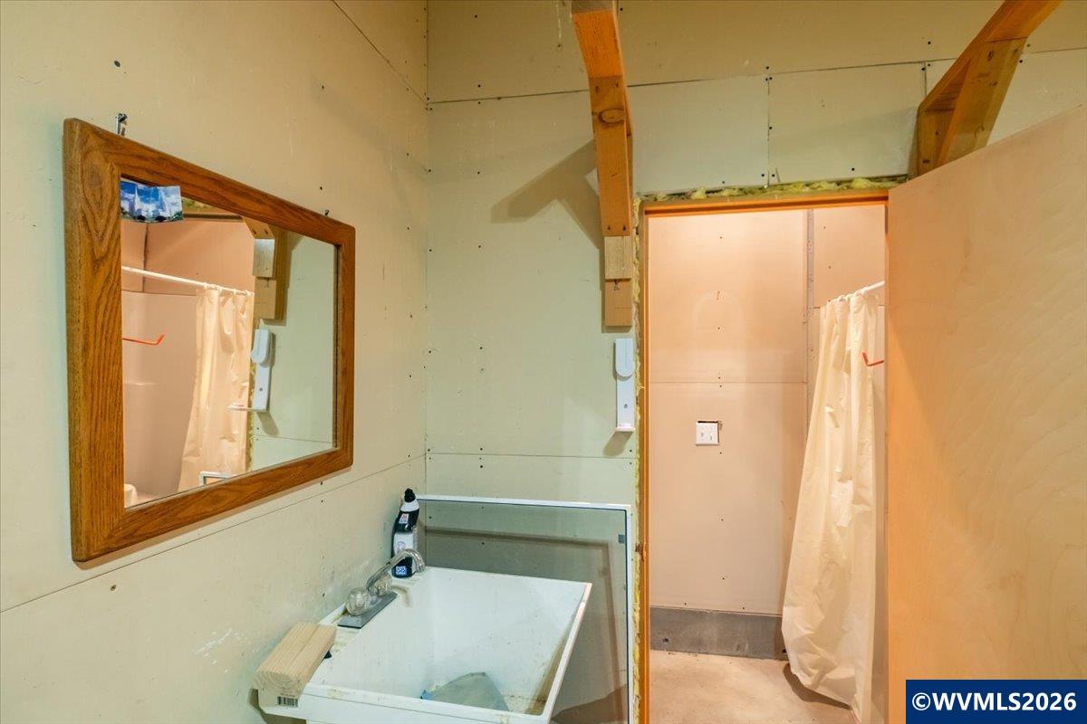 31265 South Main Road Lebanon, OR 97355 - Photo 42 of 50