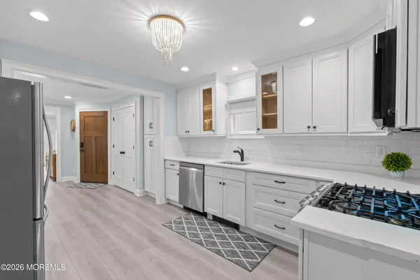 $15,000 | 11 Center Street, Sea Bright, NJ 07760