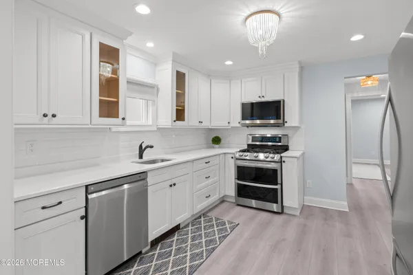 $15,000 | 11 Center Street, Sea Bright, NJ 07760