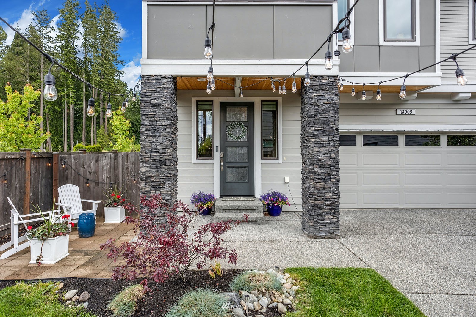 18005 44th Avenue Southeast Bothell, WA 98012 - Photo 2 of 30 a view of a house with sitting area
