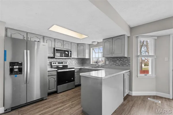 $1,895 | 213 Deer Hollow Court, O'Fallon, MO 63366