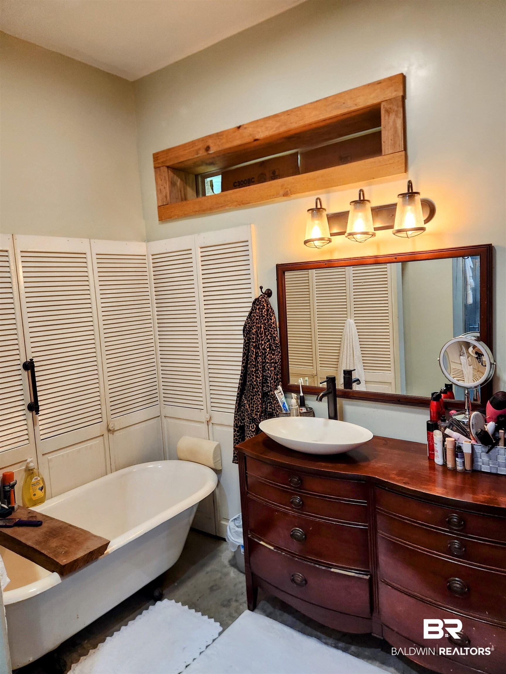15461 Highway 98 Foley, AL 36535 - Photo 11 of 28 Bathroom featuring a freestanding bath and vanity