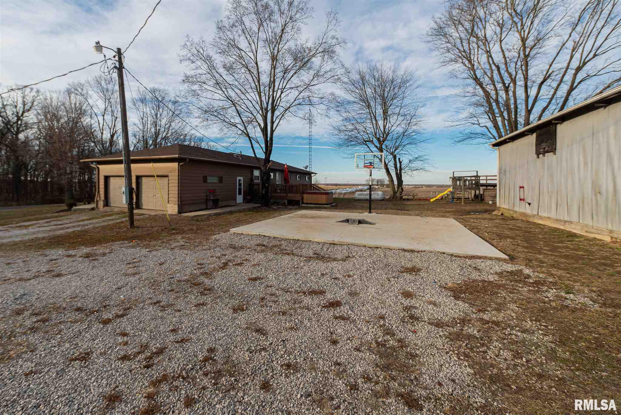 6444 North Riddle Lane Waltonville, IL 62894 - Photo 34 of 46