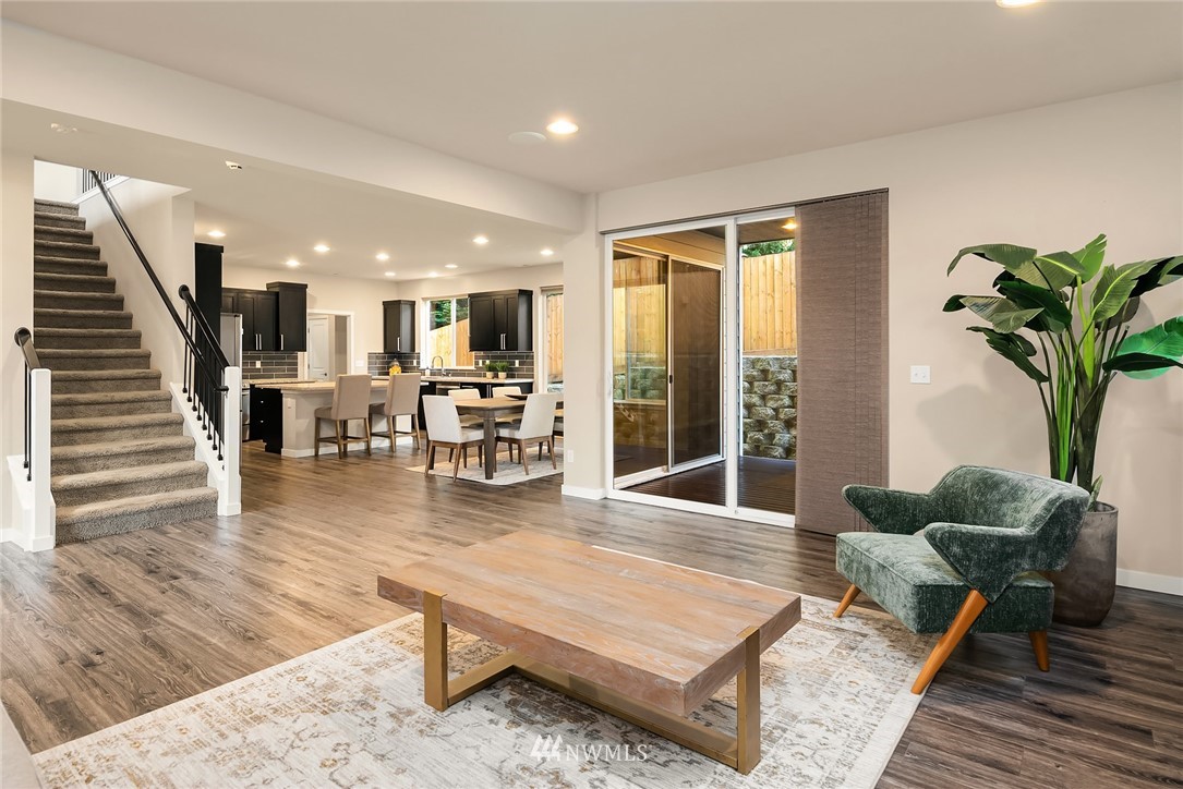 2530 119th Place Southeast Everett, WA 98208 - Photo 6 of 35