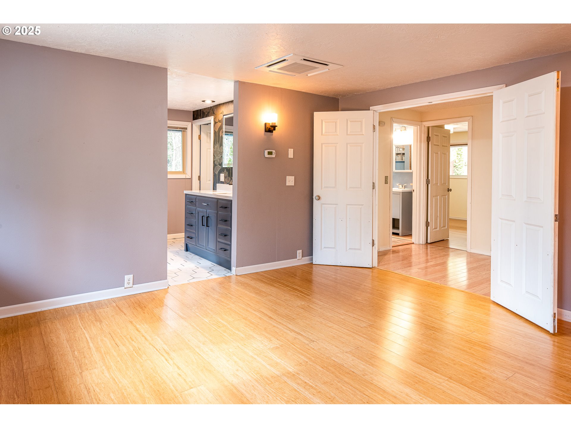 293 Brae Burn Drive Eugene, OR 97405 - Photo 16 of 35 a view of an empty room with glass door