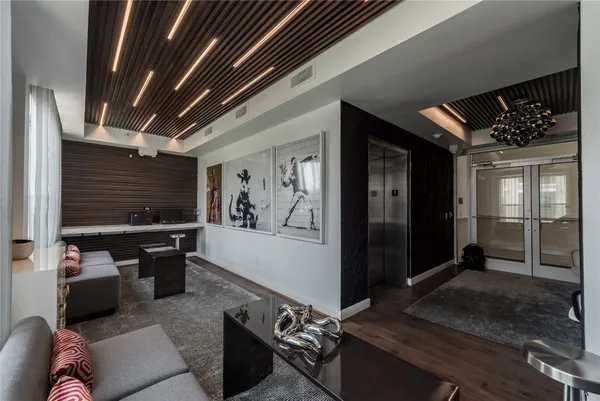 $1,760 | 206 McGowen Street, Unit 3108, Houston, TX 77006