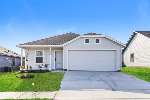 $2,099 | 2712 River Knl Lane, Fort Worth, TX 76108