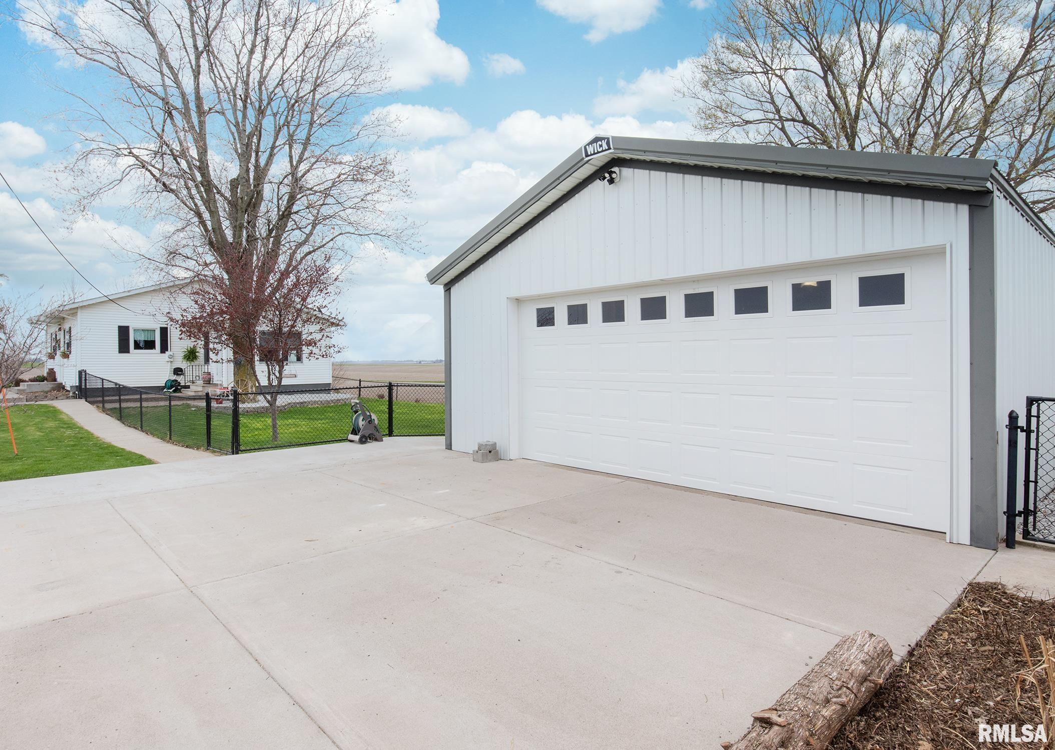 9585 New Liberty Road Walcott, IA 52773 - Photo 3 of 28 Gallery Image 3