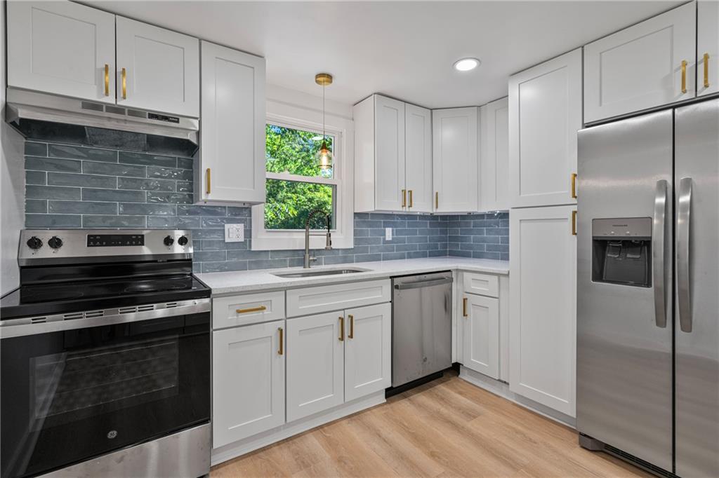 2843 McKelvey Road Pittsburgh, PA 15221 - Photo 8 of 24