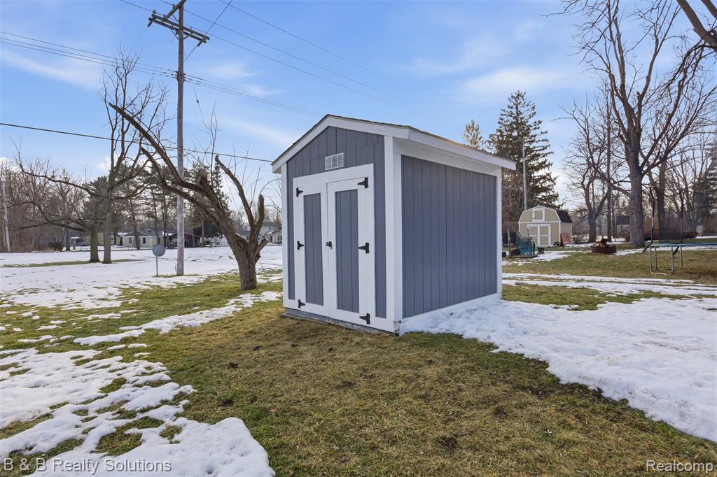 23644 East Main Street Armada, MI 48005 - Photo 33 of 50