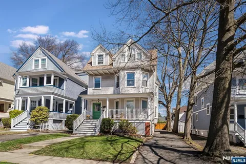 $549,000 | 41 Montague Place, Unit C0002, Montclair, NJ 07042