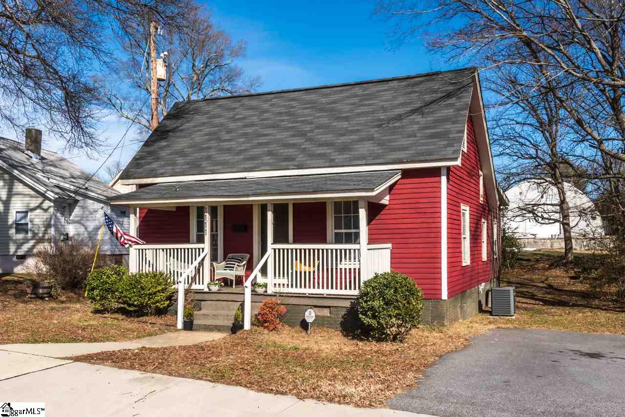 1111 Diamond Tip Boulevard Fountain Inn, SC 29644 - Photo 1 of 24