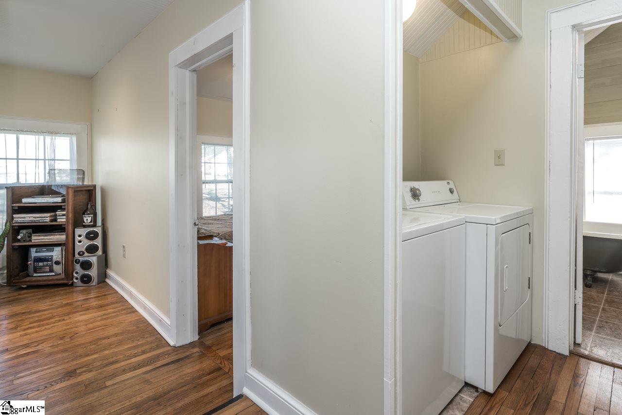 1111 Diamond Tip Boulevard Fountain Inn, SC 29644 - Photo 14 of 24