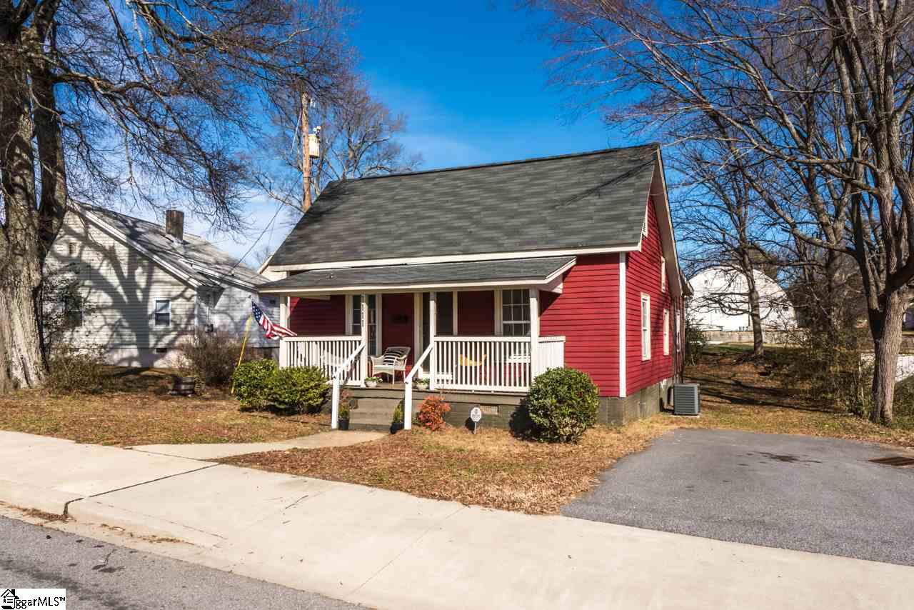 1111 Diamond Tip Boulevard Fountain Inn, SC 29644 - Photo 3 of 24