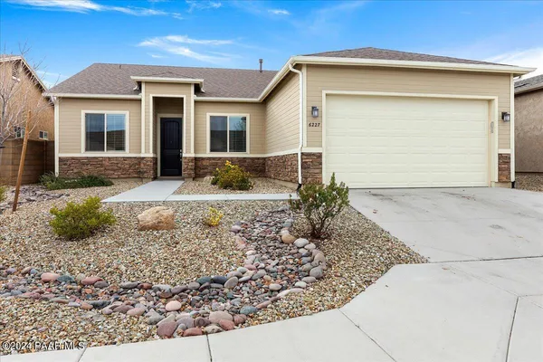 $2,450 | 6227 East Bower Lane, Prescott Valley, AZ 86314