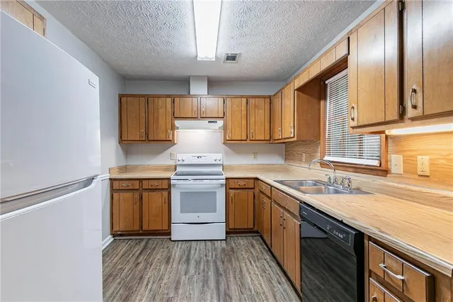 $197,000 | 604 Hamlet Court Southeast, Conyers, GA 30094