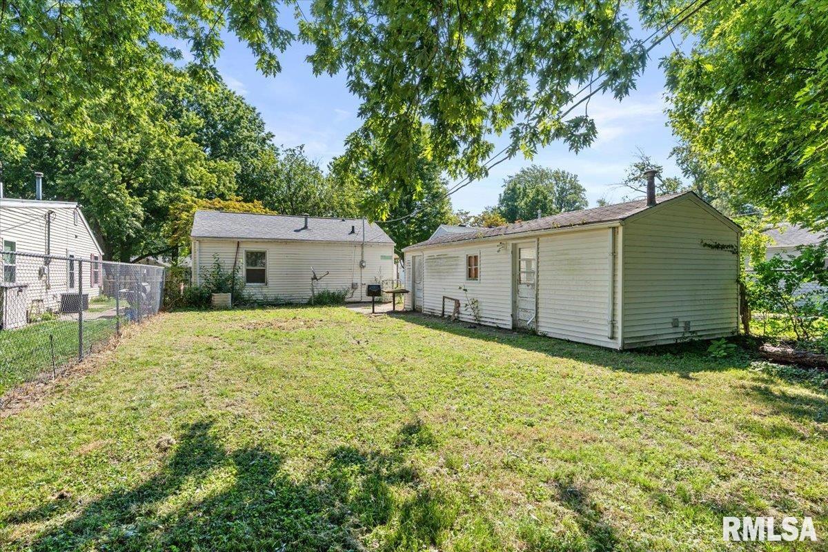 1925 North 20th Street Springfield, IL 62702 - Photo 18 of 19 Gallery Image 18