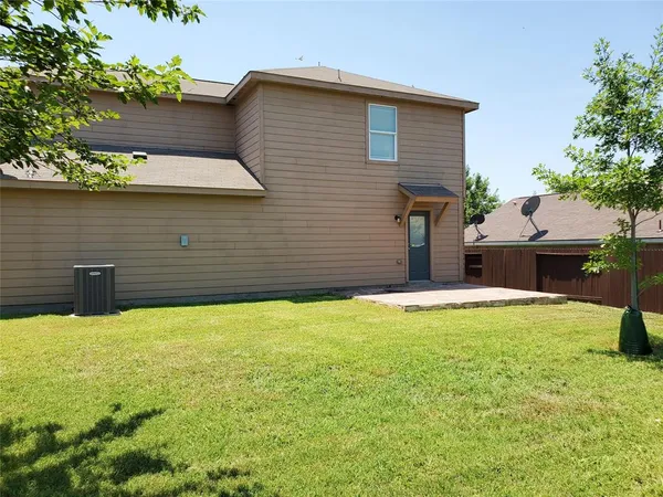 $1,845 | 110 Outfitters Court, Newark, TX 76071