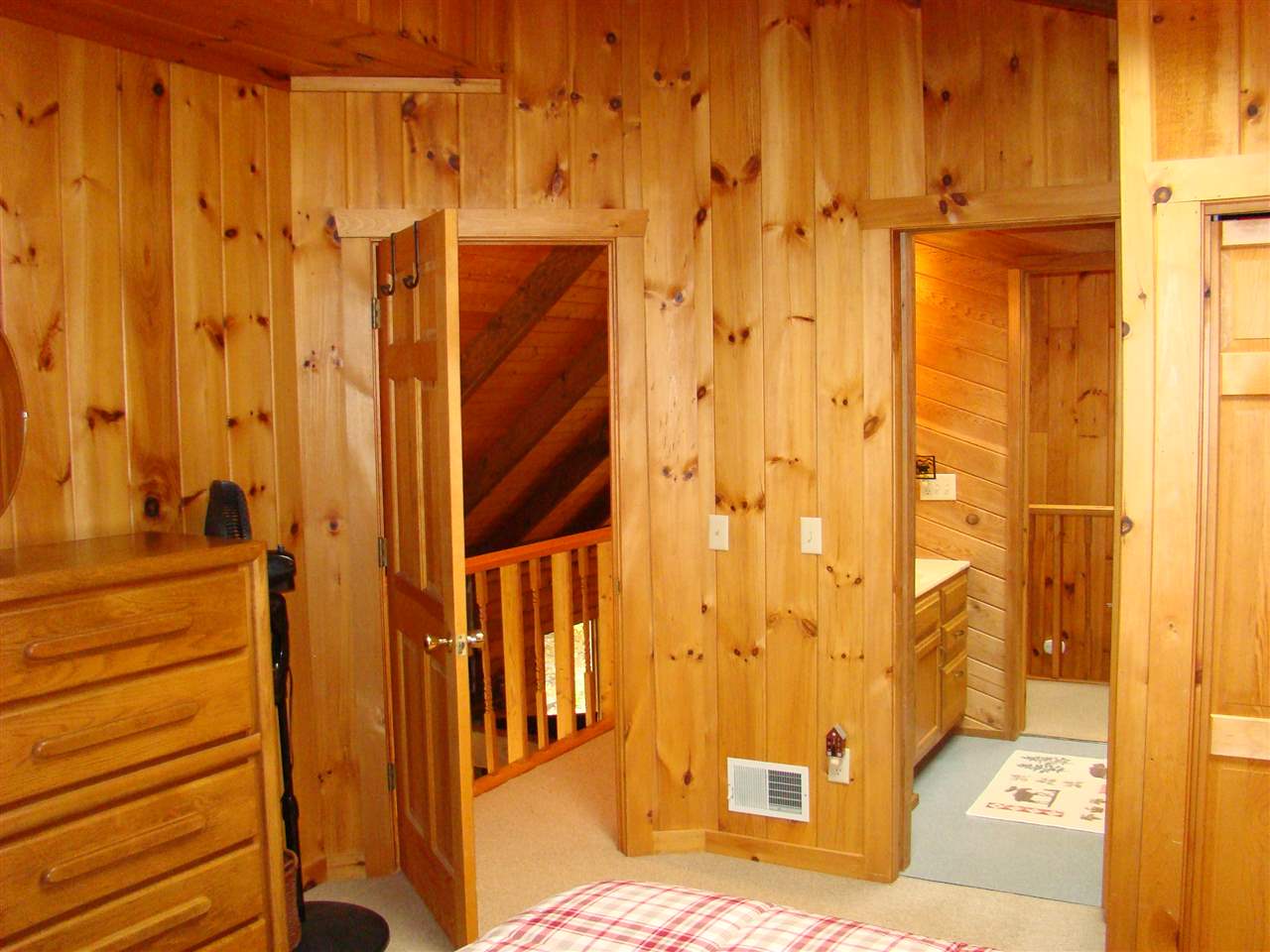 103 Hemlock Hill Road Wardsboro, VT 05360 - Photo 17 of 31 Gallery Image 17