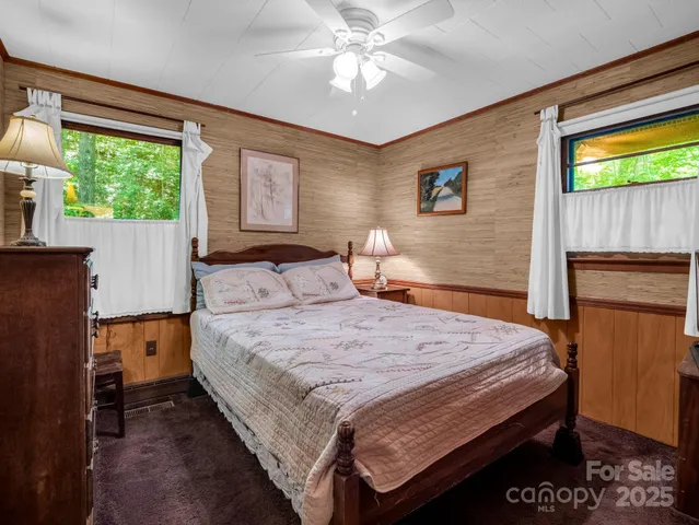 $649,000 | 126 Sleeping Bear Ln Lake, Lake Lure, NC 28746