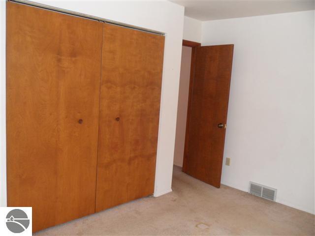 1293 West Sharon Road Fife Lake, MI 49633 - Photo 14 of 46 1740200-13.JPG
