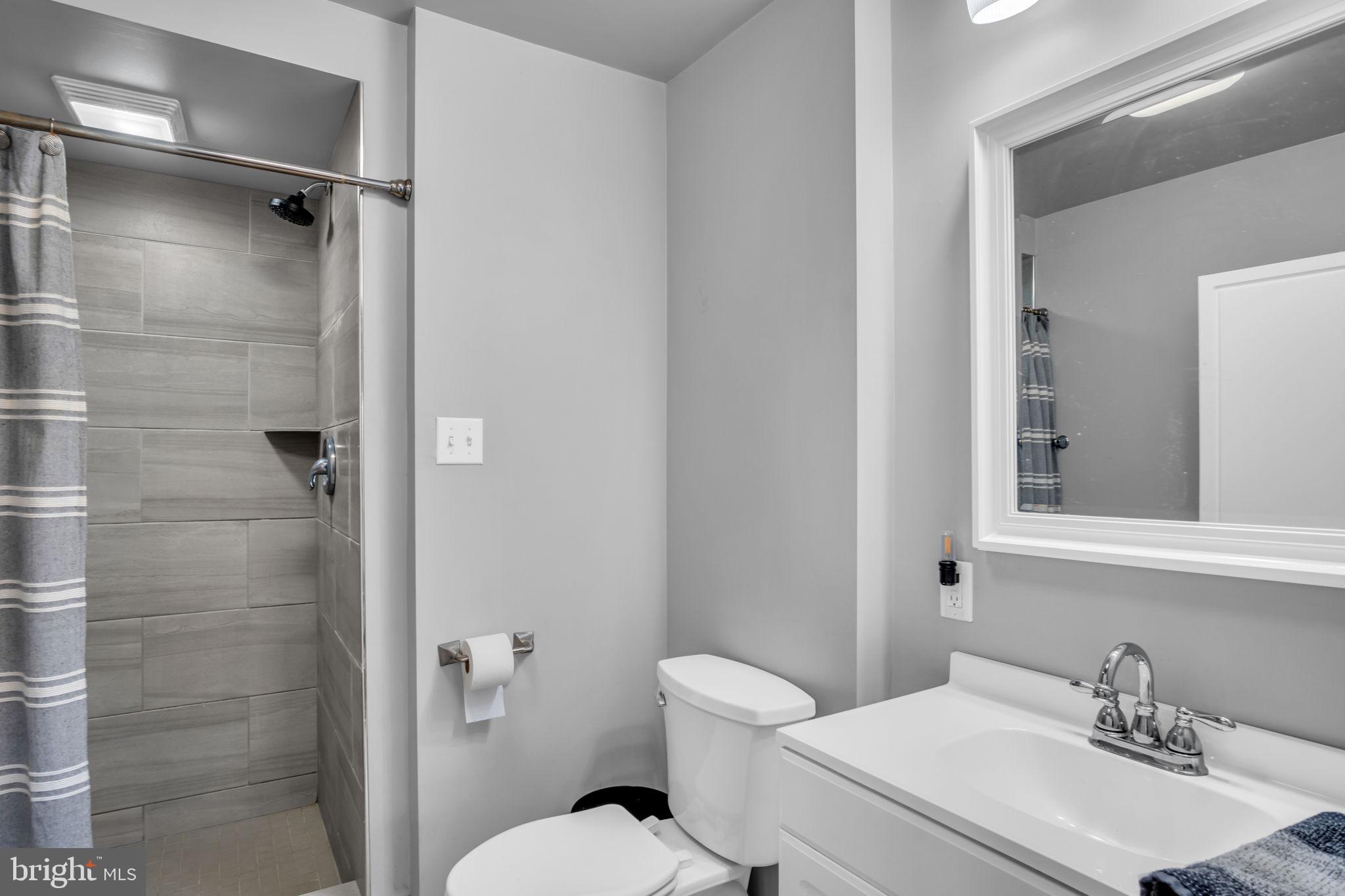 451 Lewisberry Road New Cumberland, PA 17070 - Photo 13 of 27