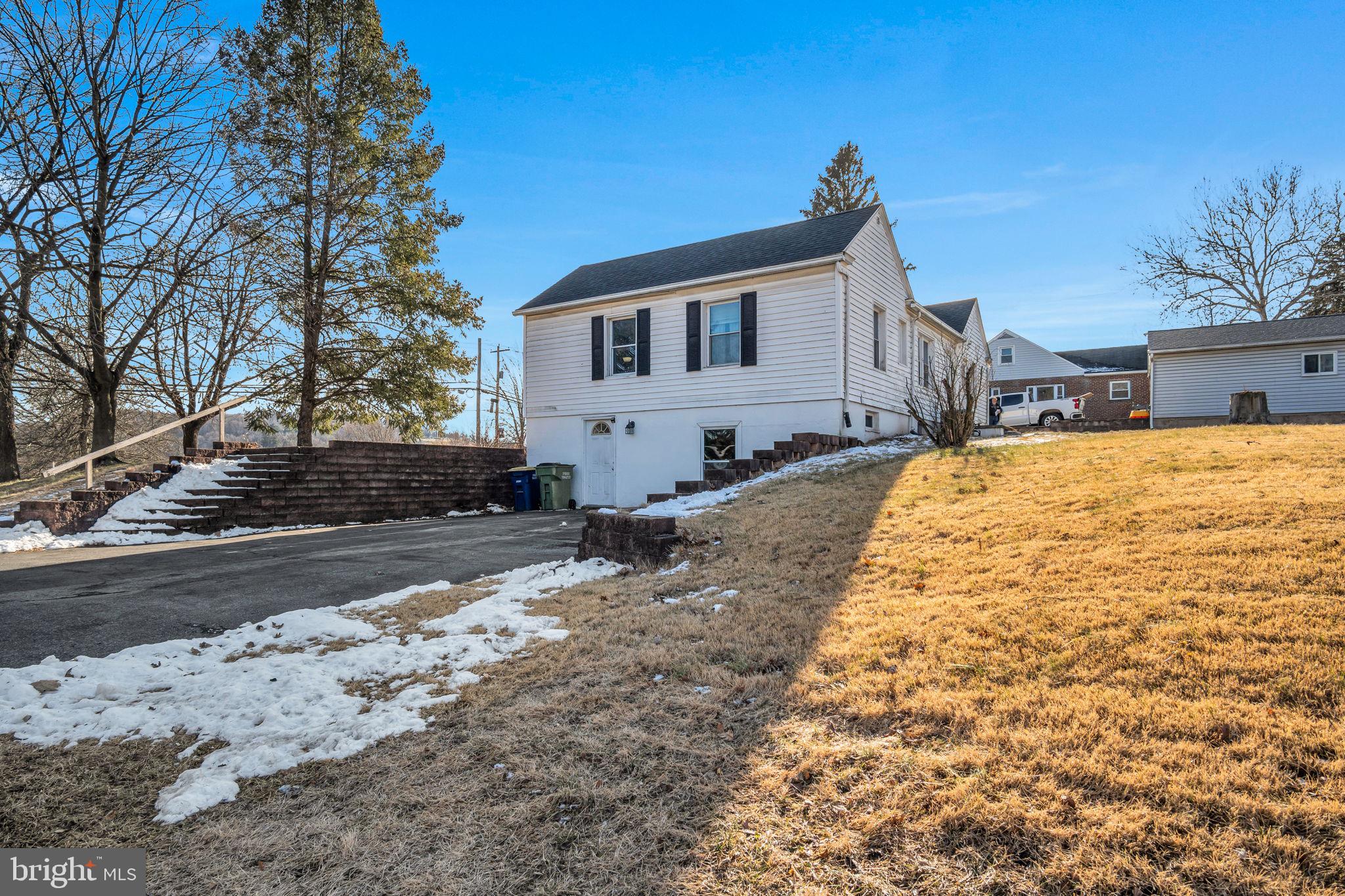 451 Lewisberry Road New Cumberland, PA 17070 - Photo 23 of 27