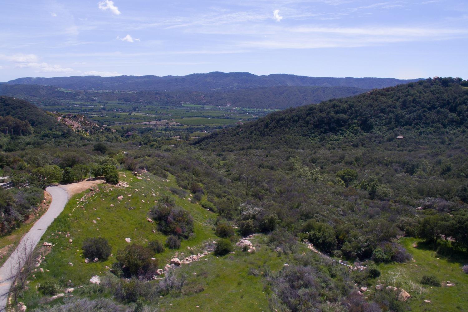 2525 Gridley Road Ojai, CA 93023 - Photo 34 of 40 Gallery Image 34