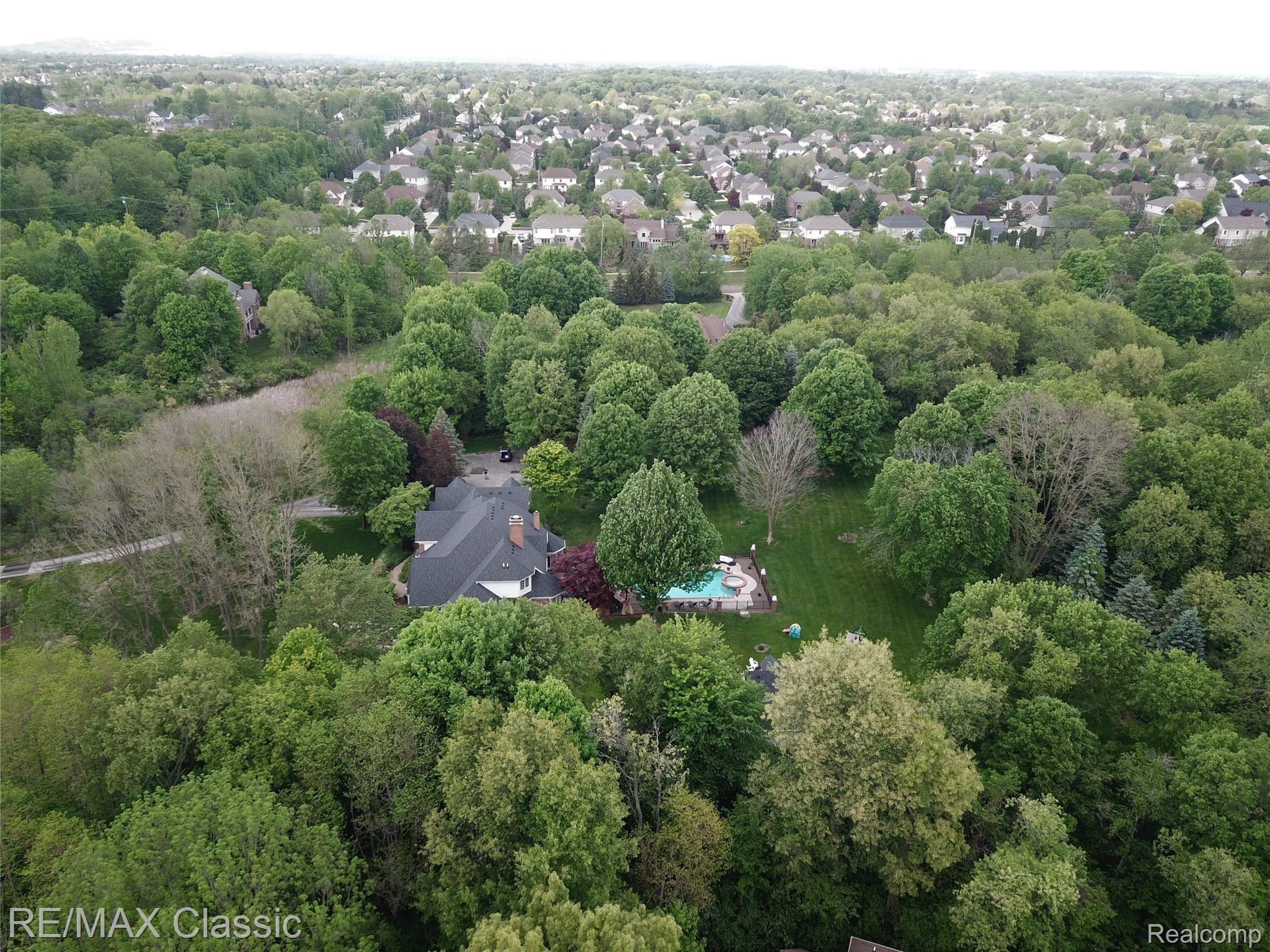 8650 Ridge Road Canton, MI 48187 - Photo 78 of 88 Overhead 3.JPG