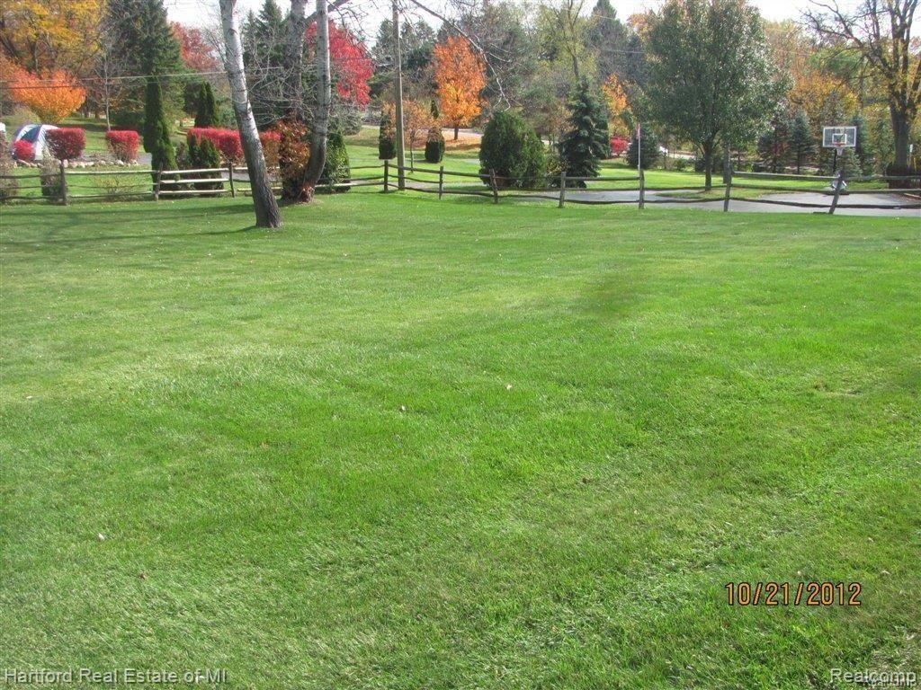 4975 Inkster Road Bloomfield Hills, MI 48302 - Photo 11 of 14