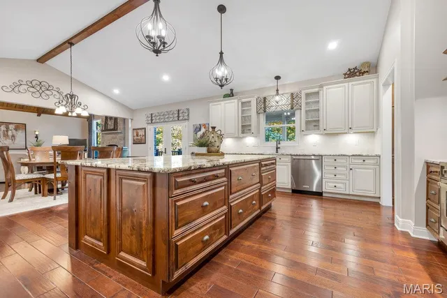 $2,775,000 | 353 Callaway Ridge Drive, Defiance, MO 63341