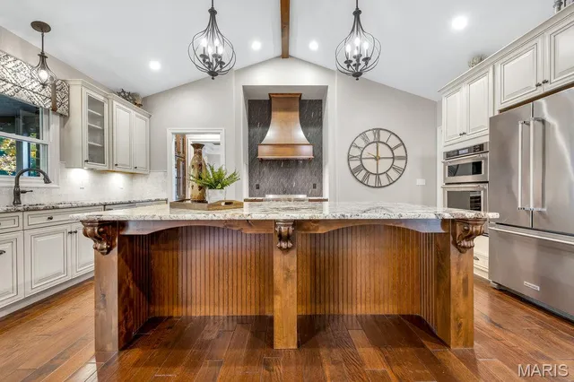 $2,775,000 | 353 Callaway Ridge Drive, Defiance, MO 63341