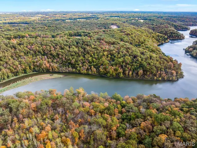 $2,775,000 | 353 Callaway Ridge Drive, Defiance, MO 63341