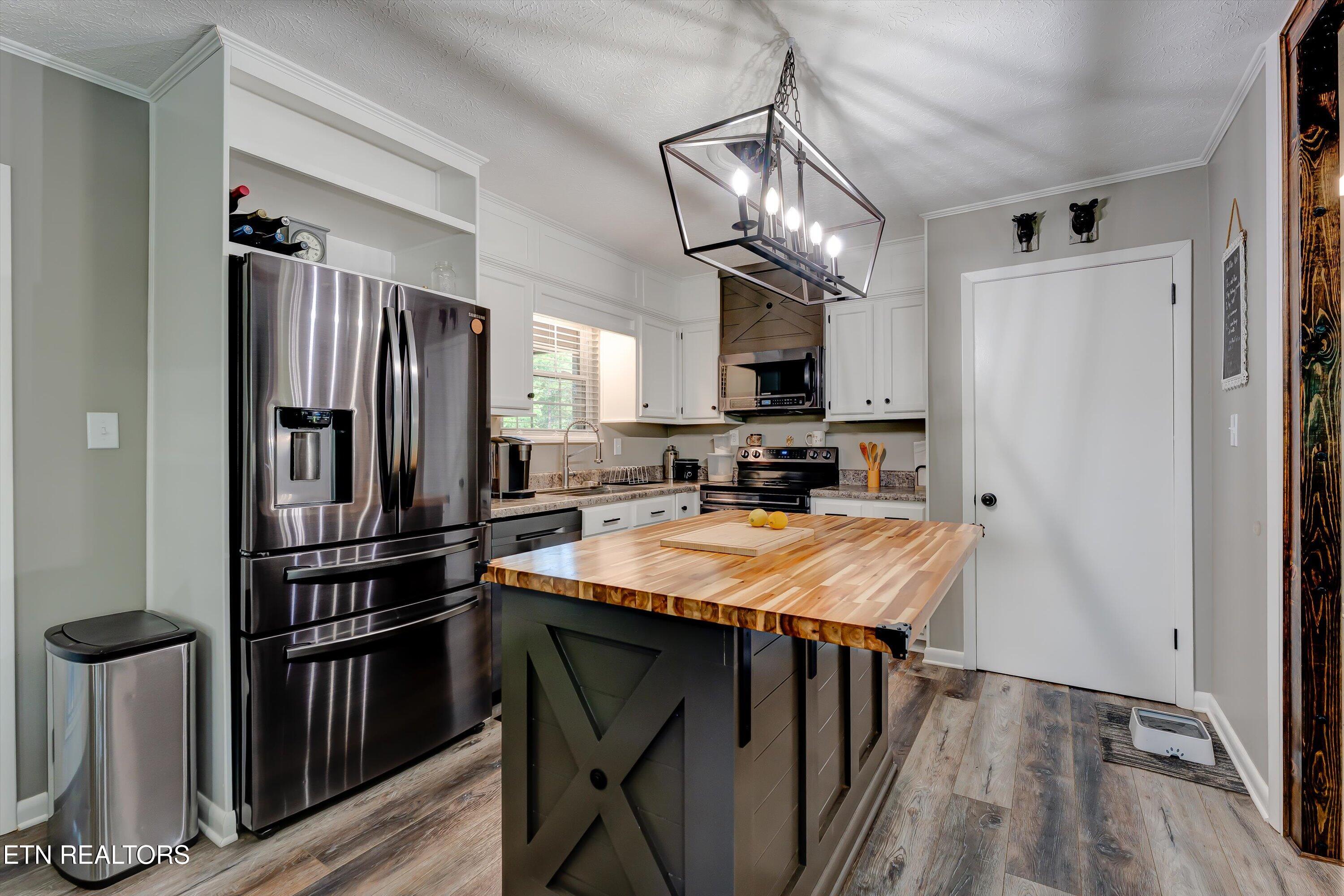 8225 Cricket Road Powell, TN 37849 - Photo 6 of 24 06-8225 Cricket Rd-6