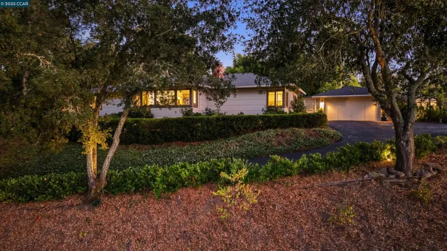 $2,395,000 | 47 Charles Hill Circle, Orinda, CA 94563