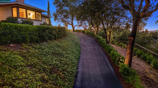 $2,395,000 | 47 Charles Hill Circle, Orinda, CA 94563